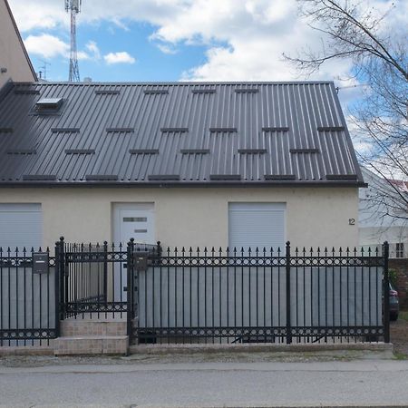 Appartement Zagreb, New, Free Parking, Near Bus Station Extérieur photo