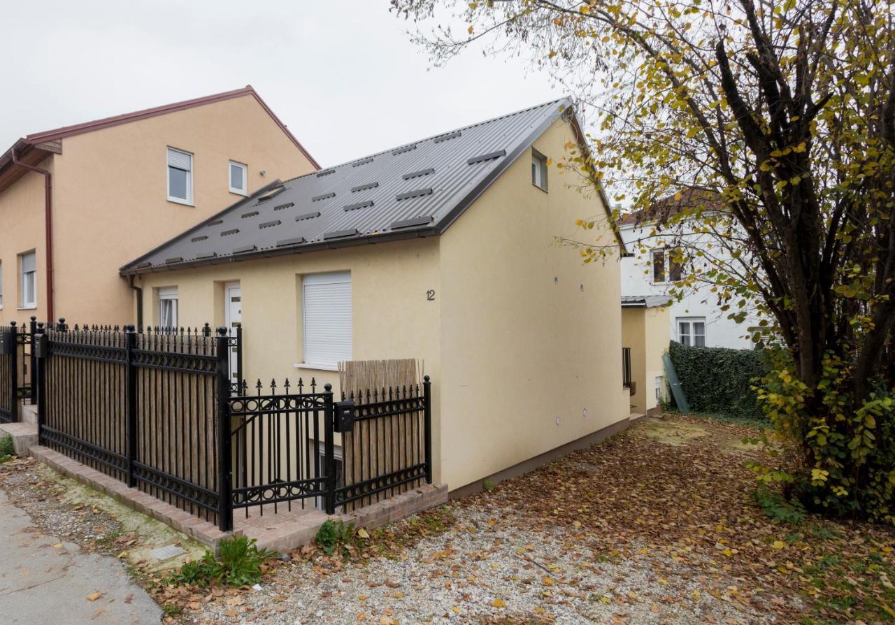Appartement Zagreb, New, Free Parking, Near Bus Station Extérieur photo